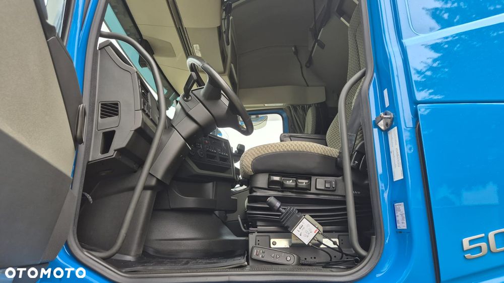 Volvo VOLVO///FH///500///2023/// GLOBETROTTER///XXL///JEDYNE  212 TYŚ KM///KLIMATYZACJA POSTOJOWA///HYDRAULIKA/// ALUFELGI///ZABUDOWY  MIĘDZYOSIOWE///KAMERA/// FULL LED///VIRTUAL COCPIT/// PERFEKCYJNY STAN - 21