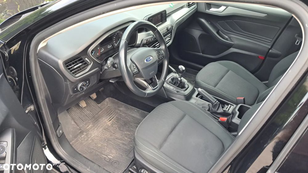 Ford Focus SW - 10