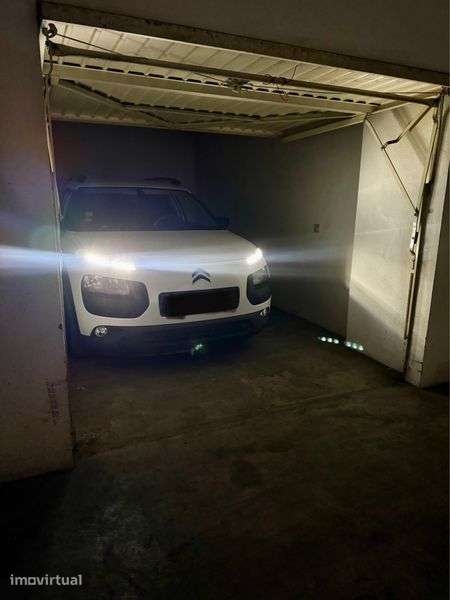 Aluga-se garagem - Grande imagem: 4/4