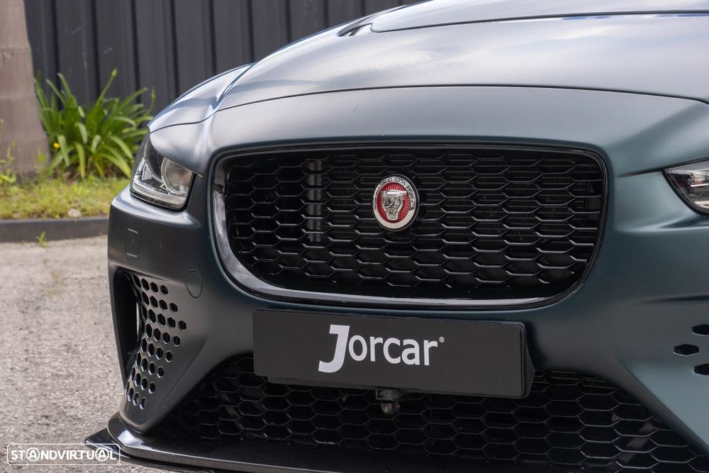 Jaguar XE 3.0 V6 S/C S - 7