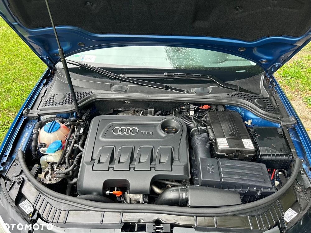 Audi A3 2.0 TDI DPF Ambiente - 9