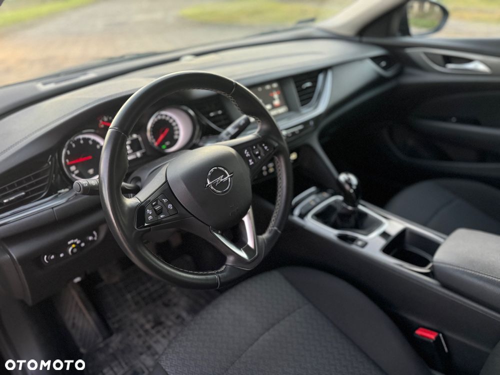 Opel Insignia 1.5 T Enjoy S&S Eco - 18
