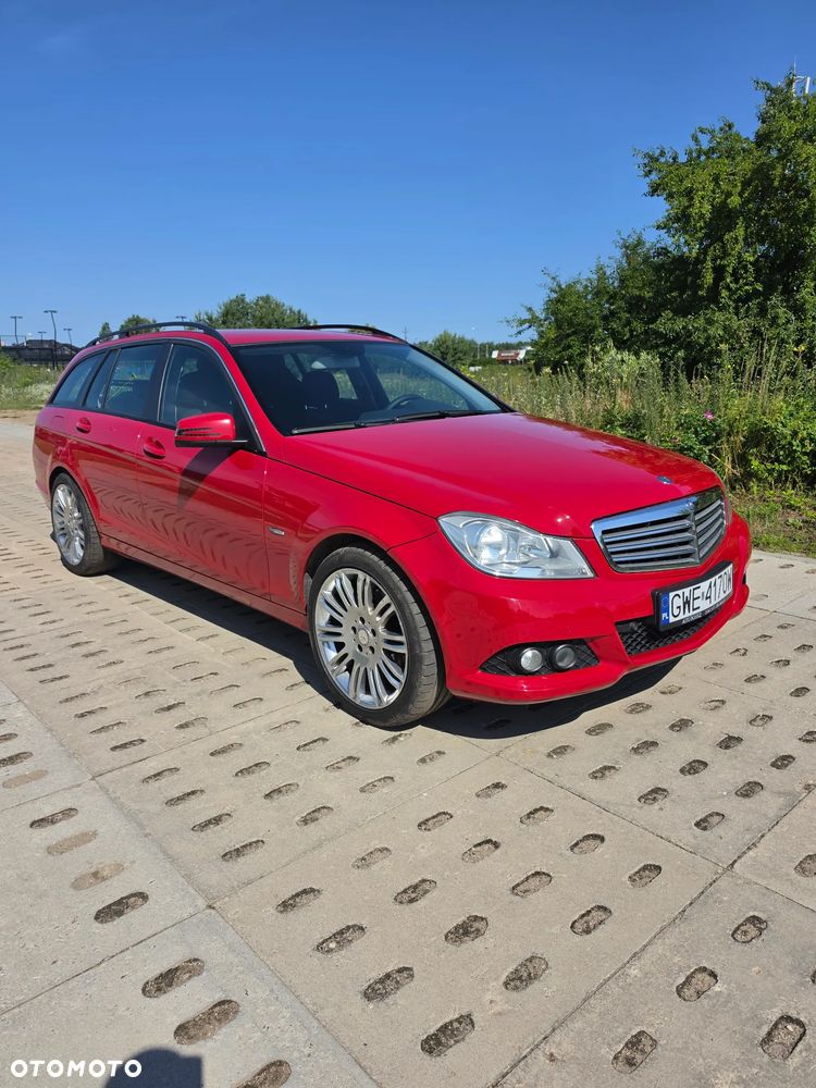 Mercedes-Benz Klasa C 180 BlueEFFICIENCY - 1