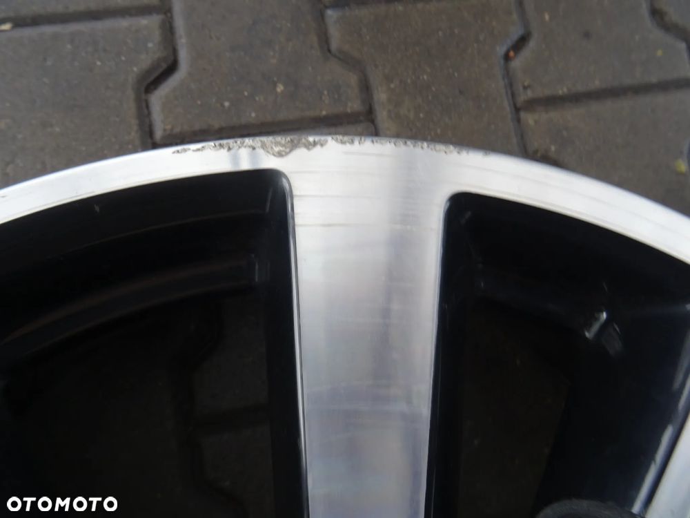 5x114,3x67 7Jx19 ET40 NISSAN -na sztuki - 3