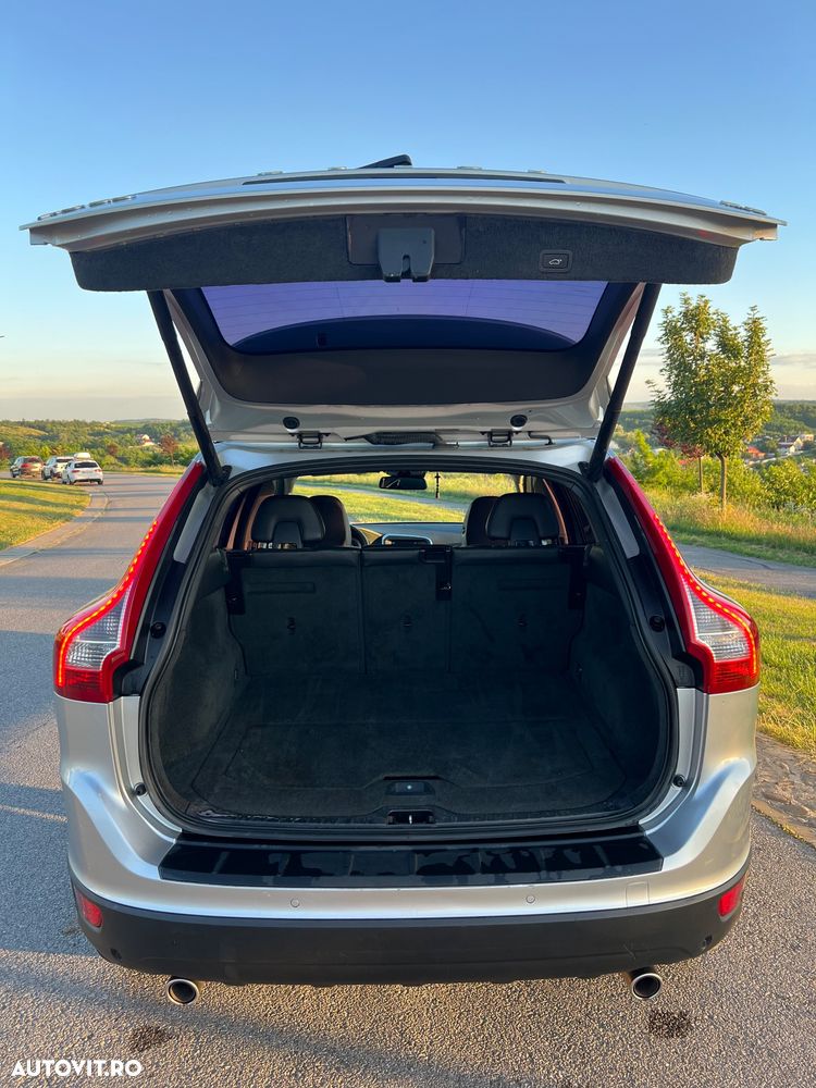 Volvo XC 60 D4 AWD Start-Stop Momentum - 13