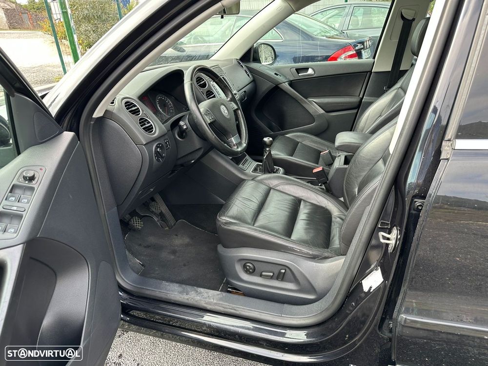 VW Tiguan 2.0 TDI Sport 4Motion - 8