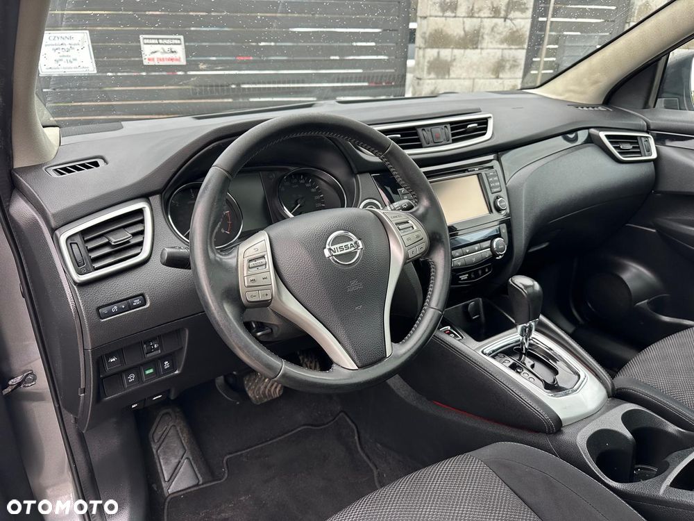 Nissan Qashqai - 10