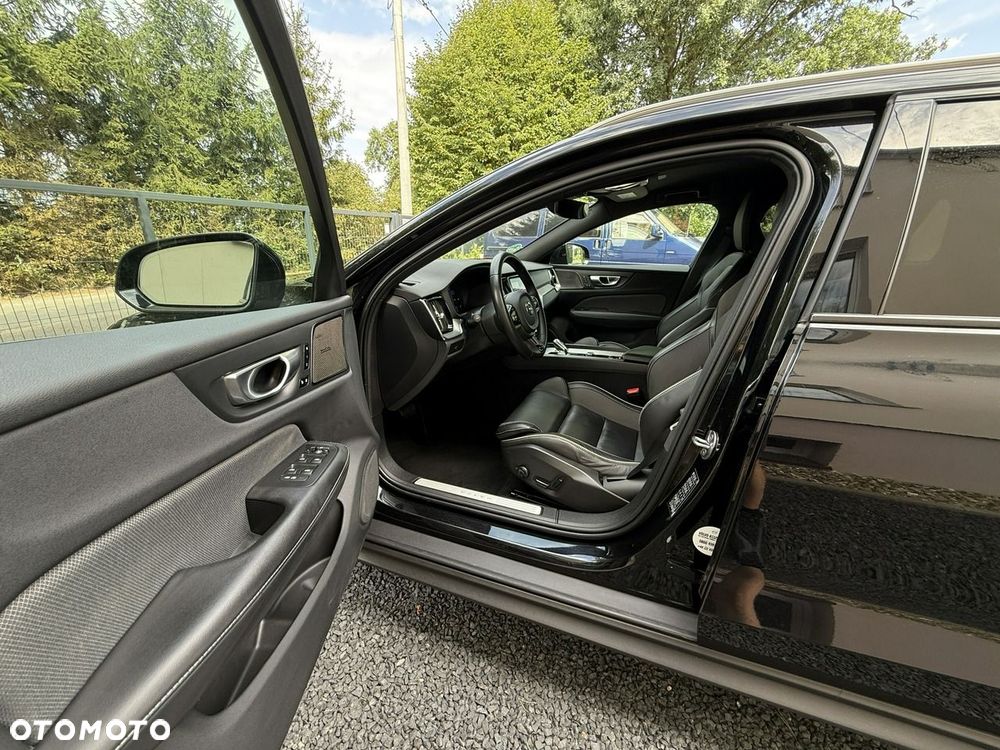 Volvo V60 Cross Country B4 D AWD Plus - 17