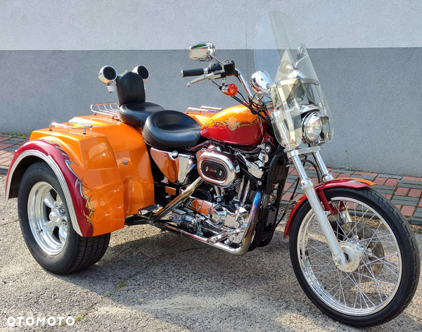 Harley-Davidson Sportster Custom 883C