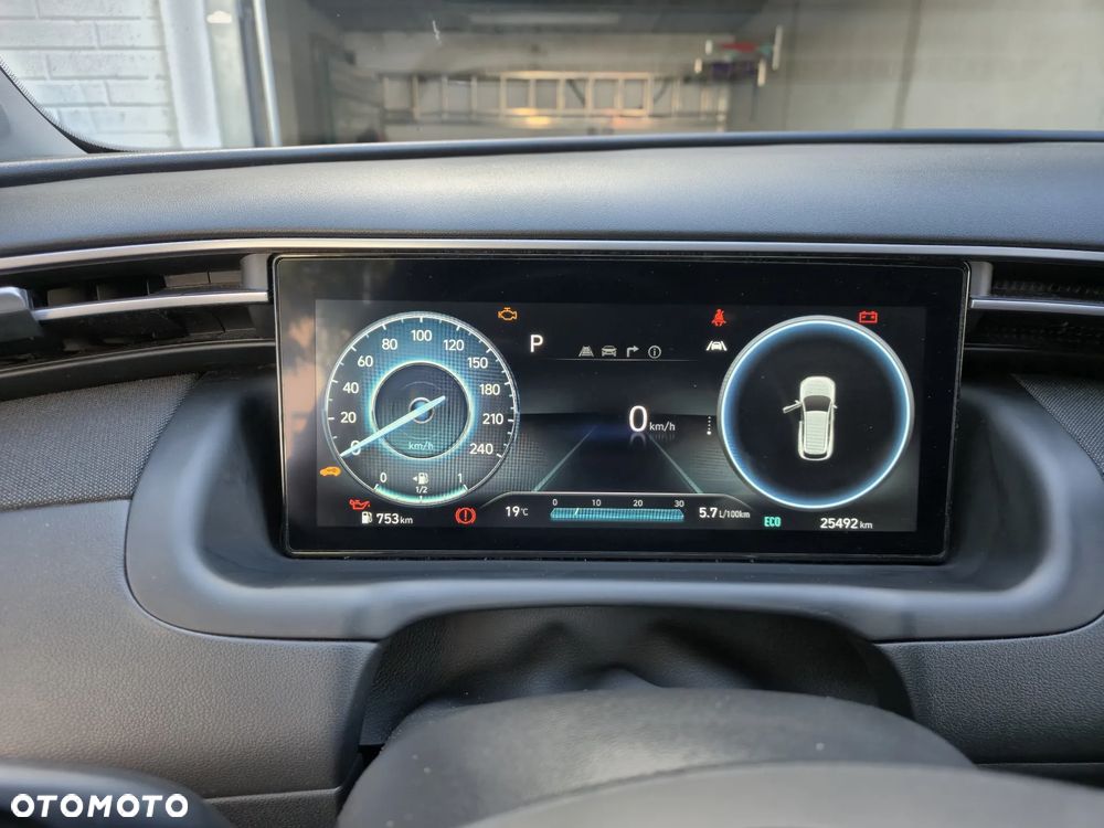 Hyundai Tucson - 8
