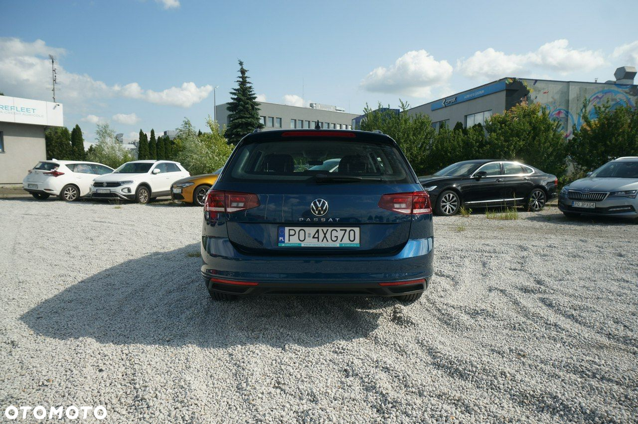 Volkswagen Passat 2.0 TDI EVO Essence - 8
