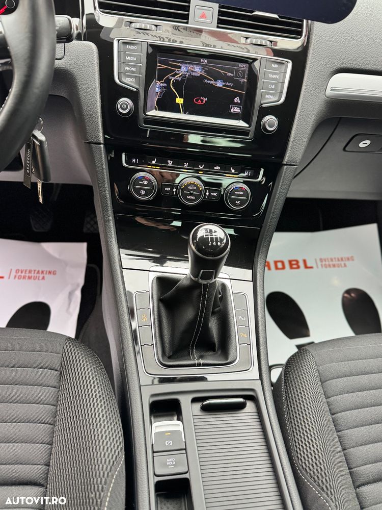 Volkswagen Golf 1.4 TSI BlueMotion Technology Cup - 10