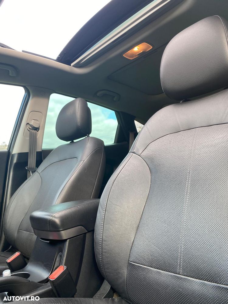 Hyundai ix35 2.0 CRDI 4WD Automatik Style - 10