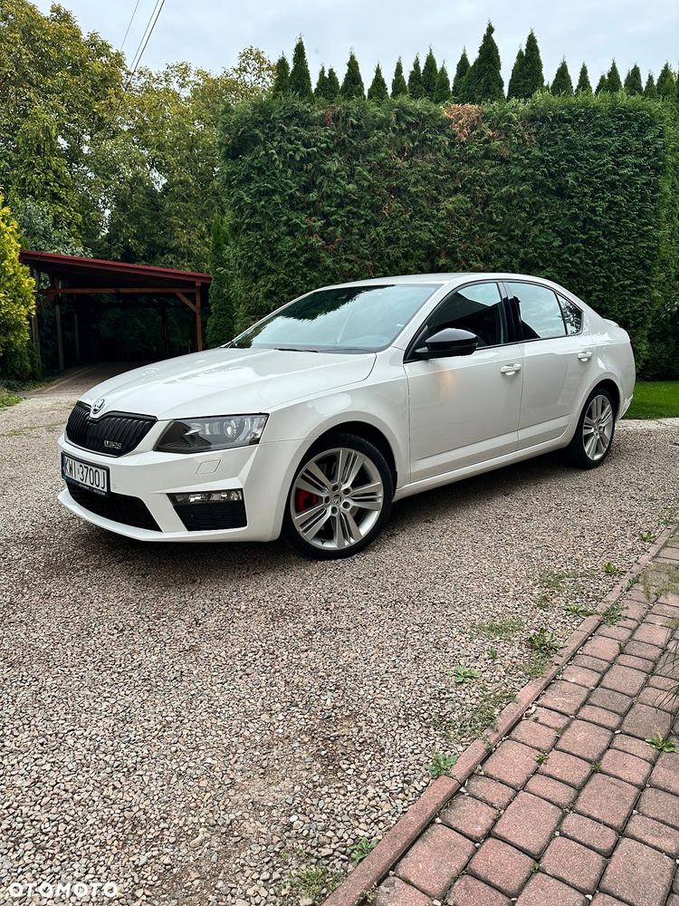Skoda Octavia 2015 photo 2