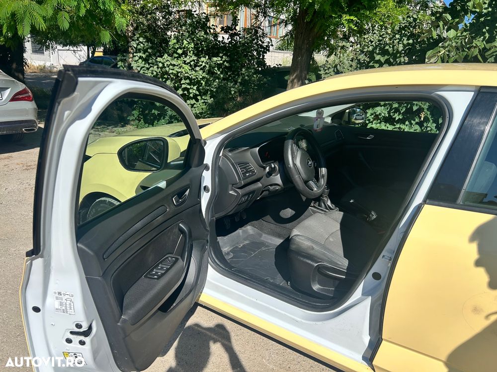 Renault Megane - 12