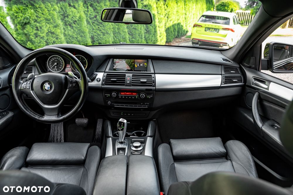 BMW X6 - 25