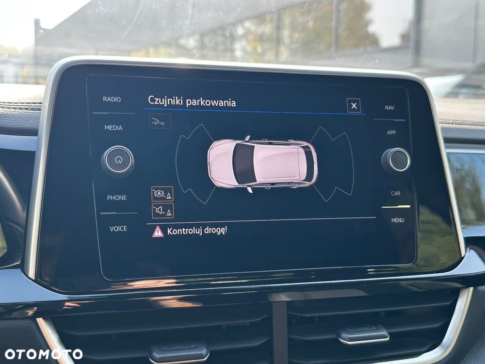 Volkswagen T-Roc 1.5 TSI R-Line DSG - 21