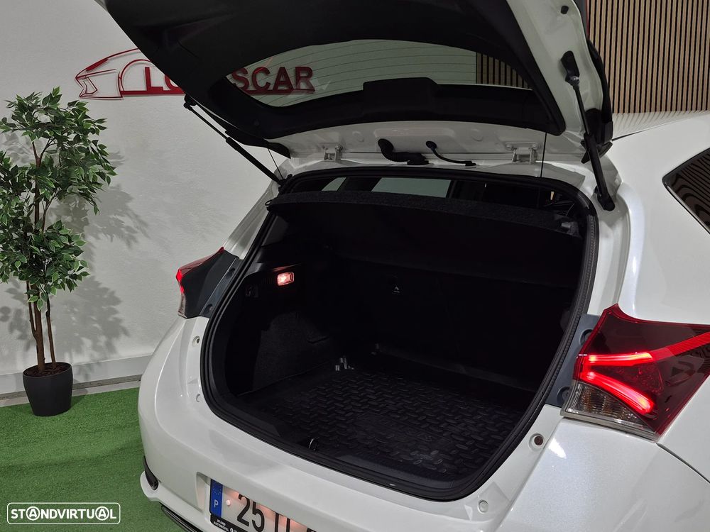 Toyota Auris 1.2T Comfort+Pack Techno+P.Sport - 33