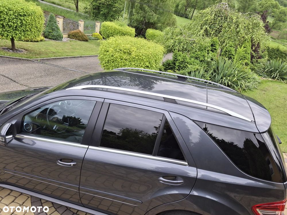 Mercedes-Benz ML - 9
