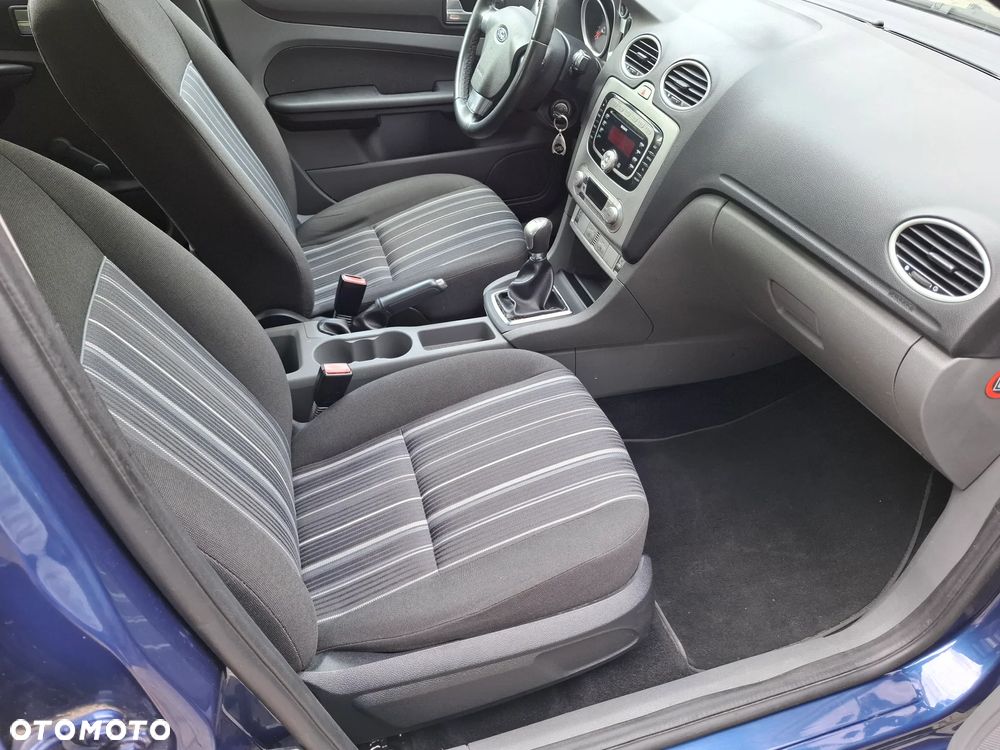 Ford Focus 1.6 Gold X - 22