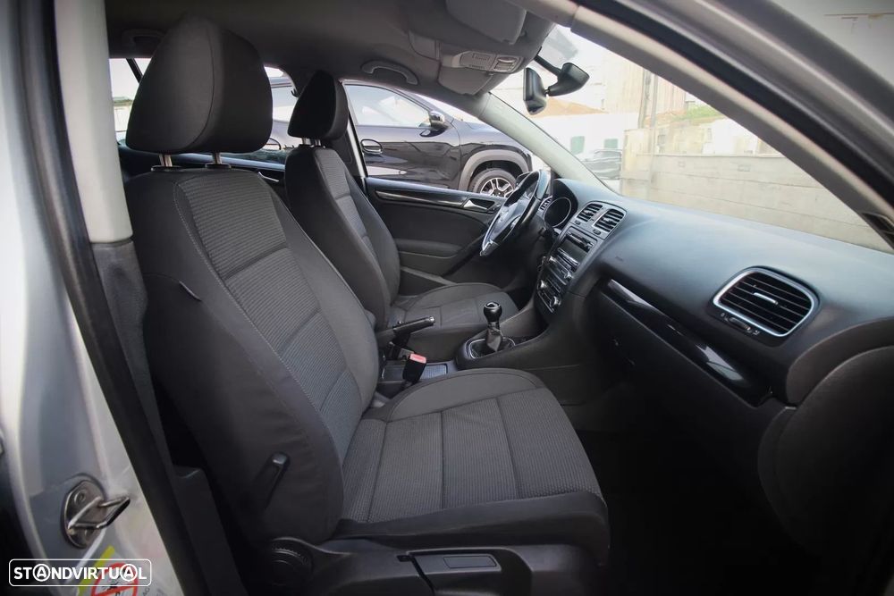 VW Golf 1.6 TDi Highline - 19