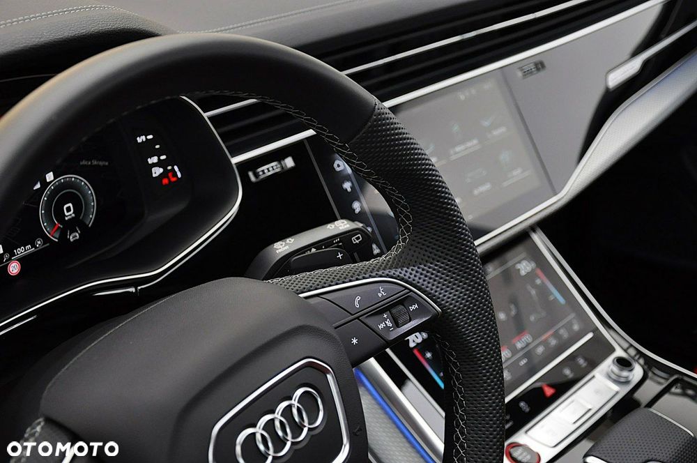 Audi SQ8 - 19