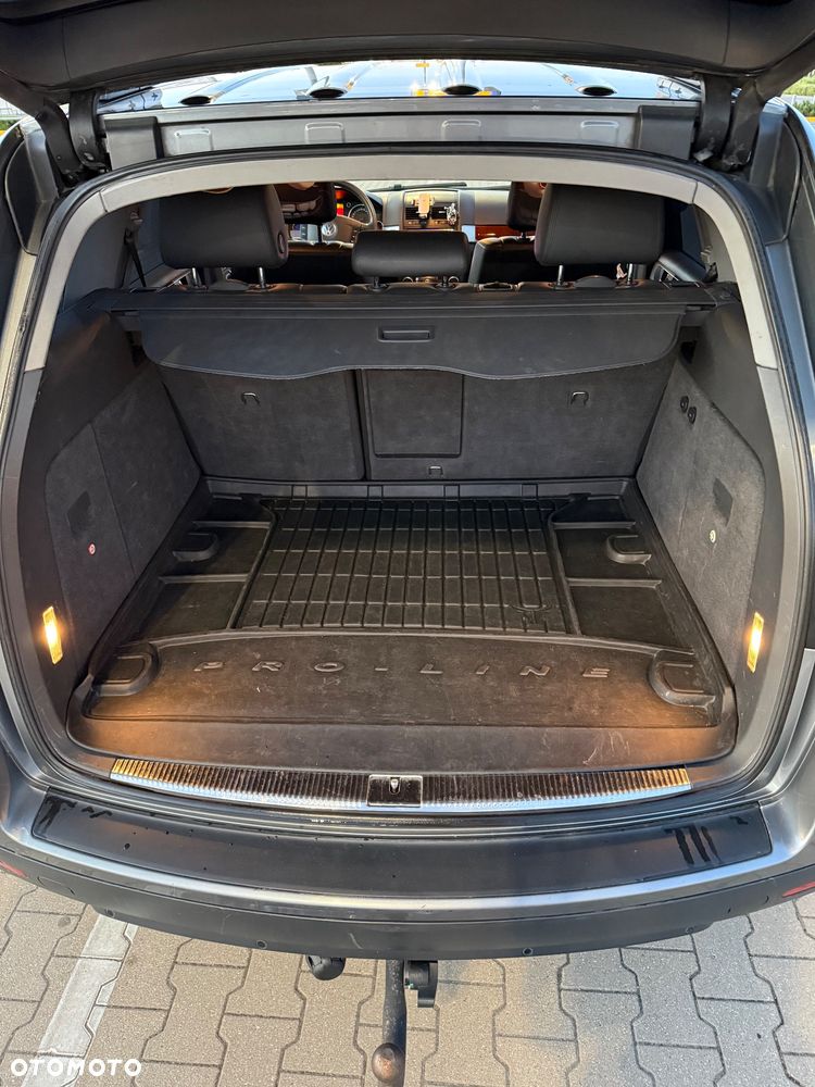 Volkswagen Touareg - 18