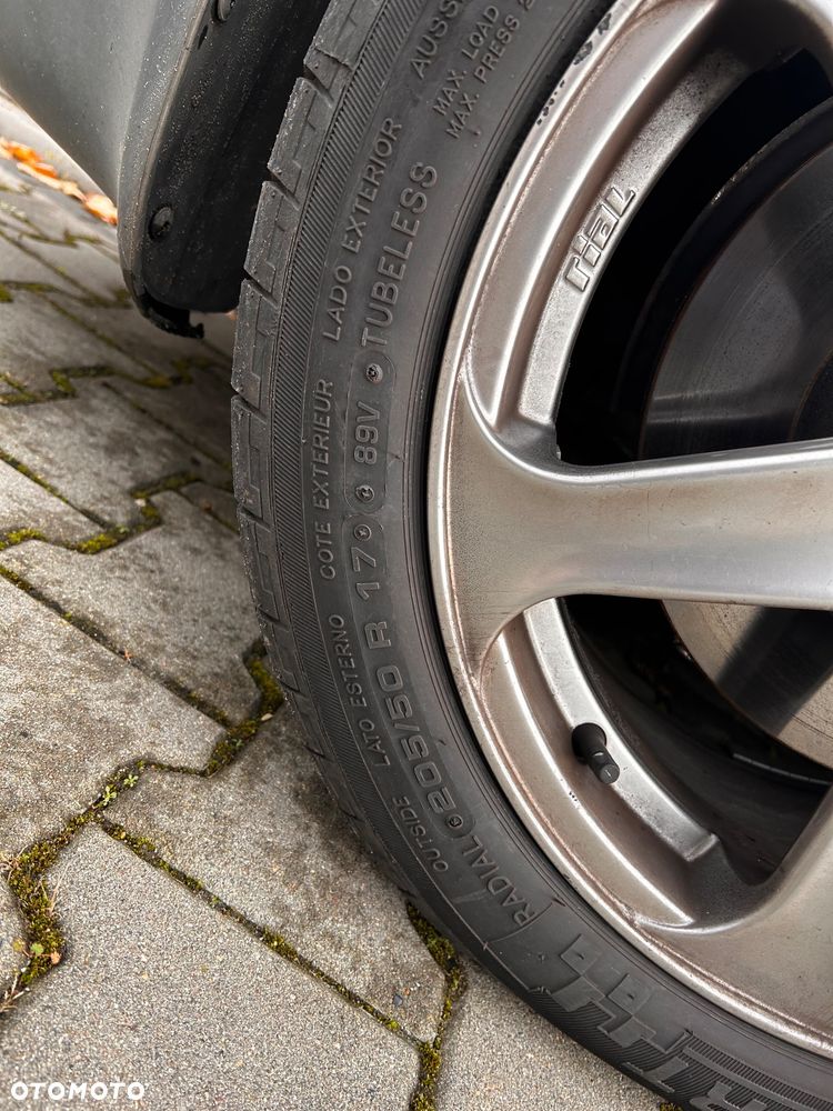 Audi A6 Avant 2.5 TDI - 15