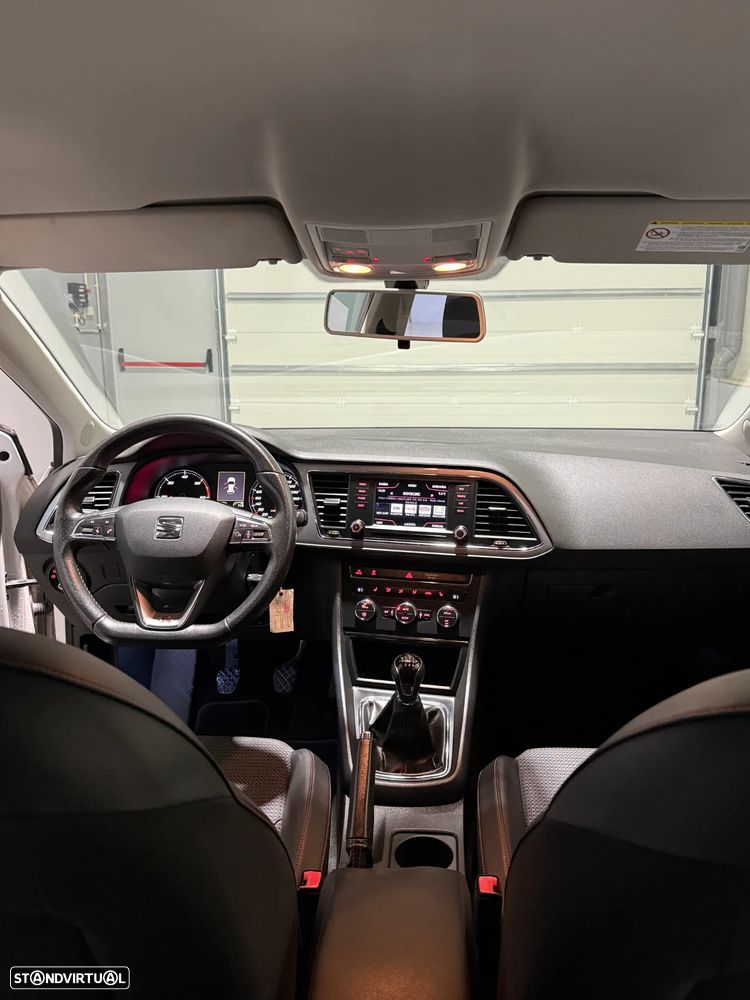 SEAT Leon 2.0 TDI DPF FR - 9