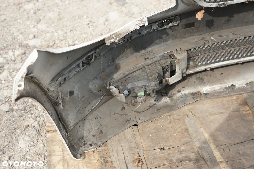 Zderzak przód przednie BMW seria 1 E87 Lift Biały - 8