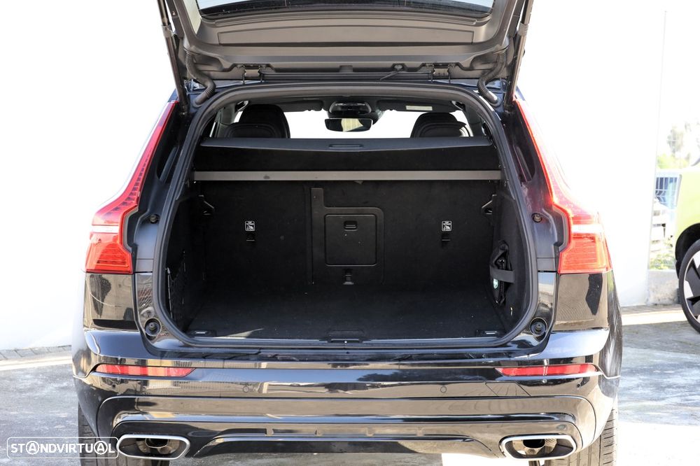 Volvo XC 60 2.0 D4 R-Design Geartronic - 4