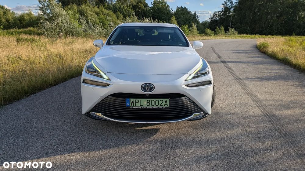 Toyota Mirai Executive - 14