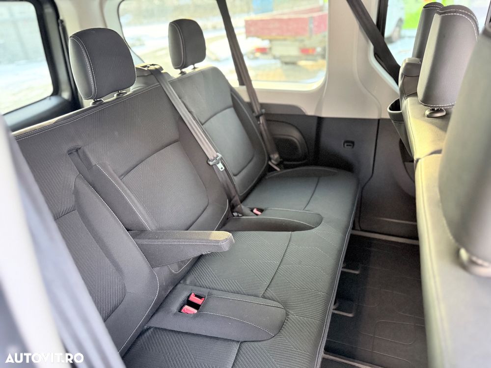 Renault Trafic - 13
