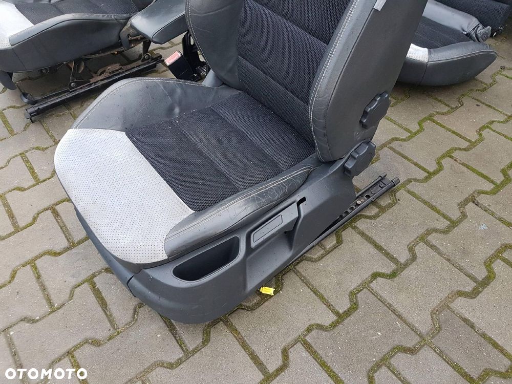 SKODA OCTAVIA 2 II LIFT 08-12r KOMBI VRS RS FOTELE KANAPA - 10