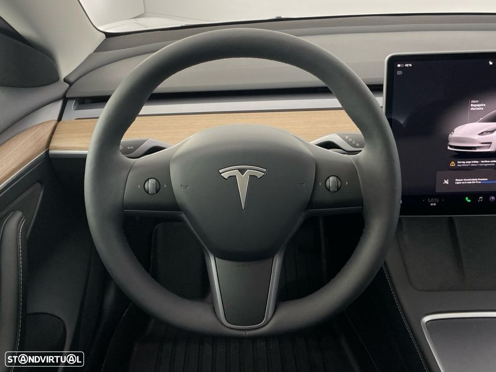 Tesla Model 3 Long Range Tração Traseira - 14