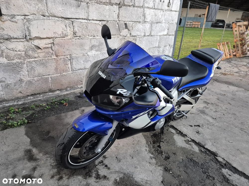 Yamaha R6 - 3