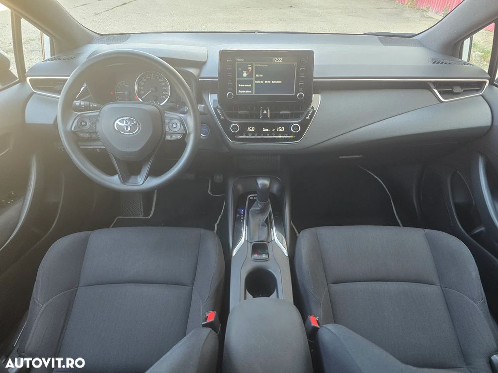 Toyota Corolla - 13