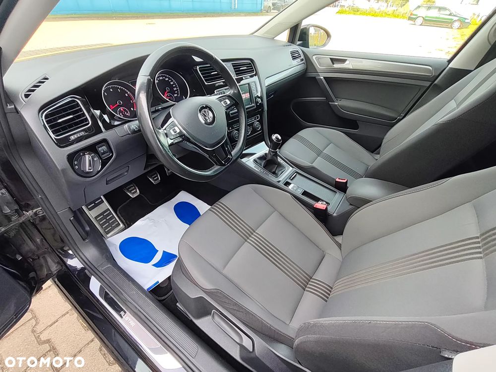 Volkswagen Golf 1.4 TSI BlueMotion Technology Allstar - 23