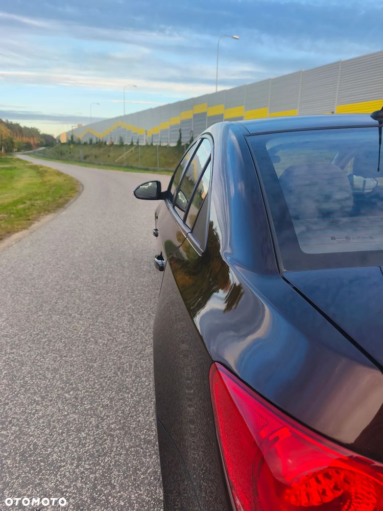 Chevrolet Cruze - 8