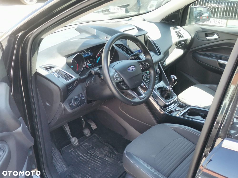 Ford Kuga 2.0 TDCi AWD Titanium - 11