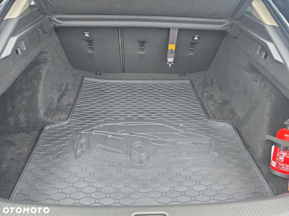 Opel Insignia - 28