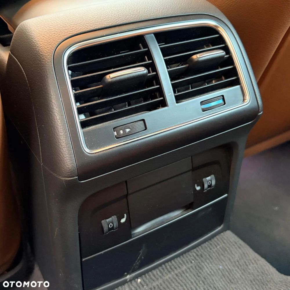 Audi A4 Avant 2.0 TDI DPF quattro S line Sportpaket - 19