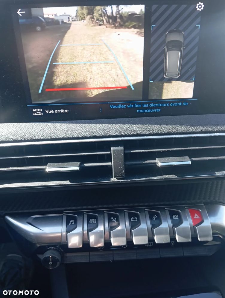 Peugeot 3008 PureTech 130 Stop & Start GPF EAT8 Active Business-Paket - 10