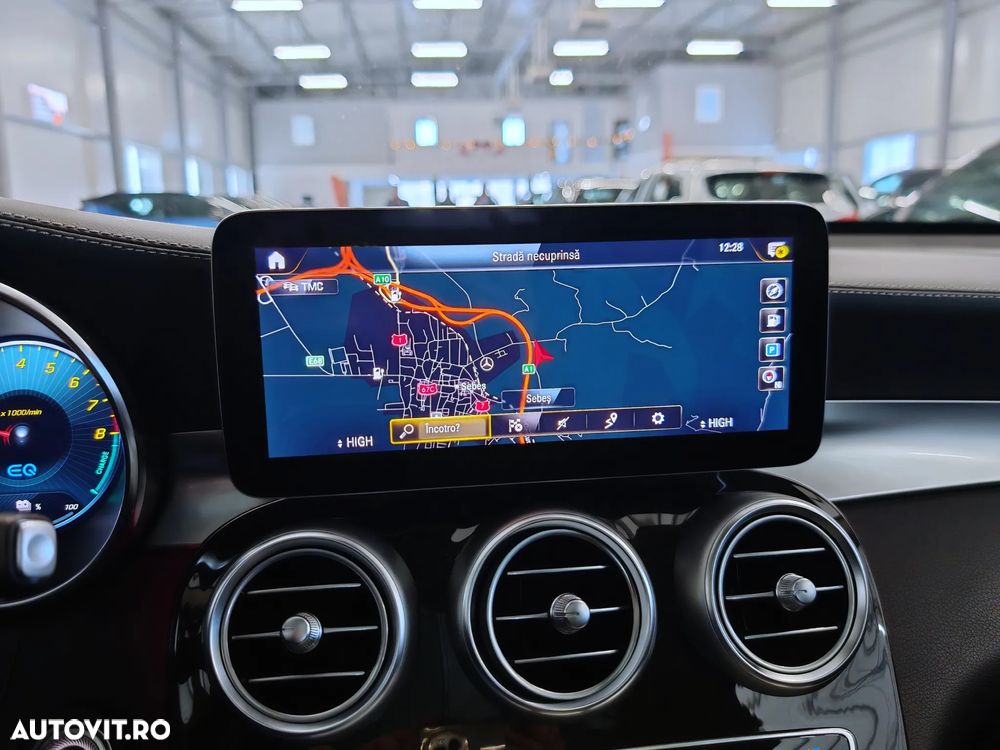 Mercedes-Benz GLC 300 e 4MATIC - 27