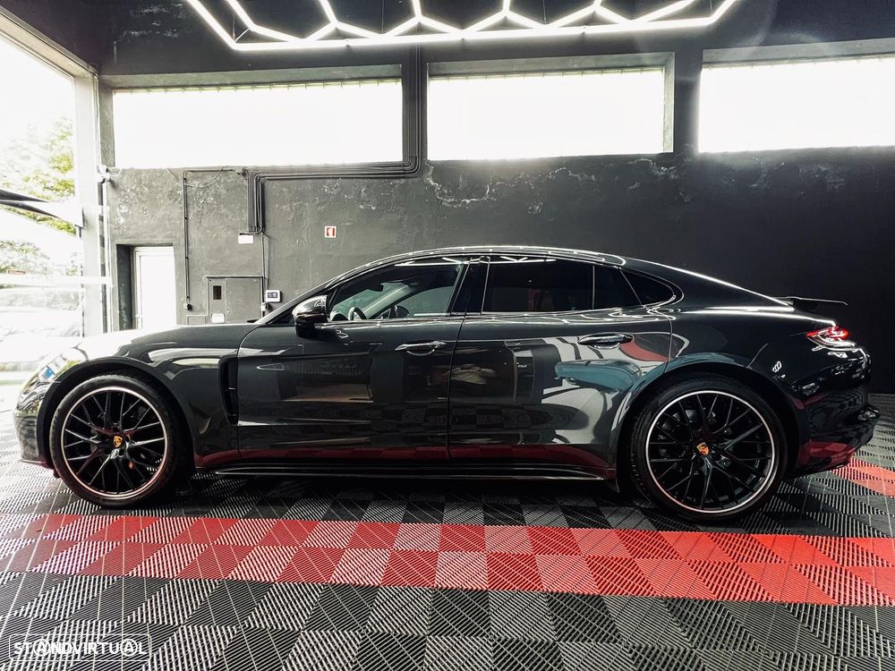 Porsche Panamera 4 S - 16