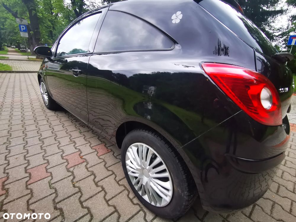 Opel Corsa 1.2 16V Selection 110 Jahre - 12