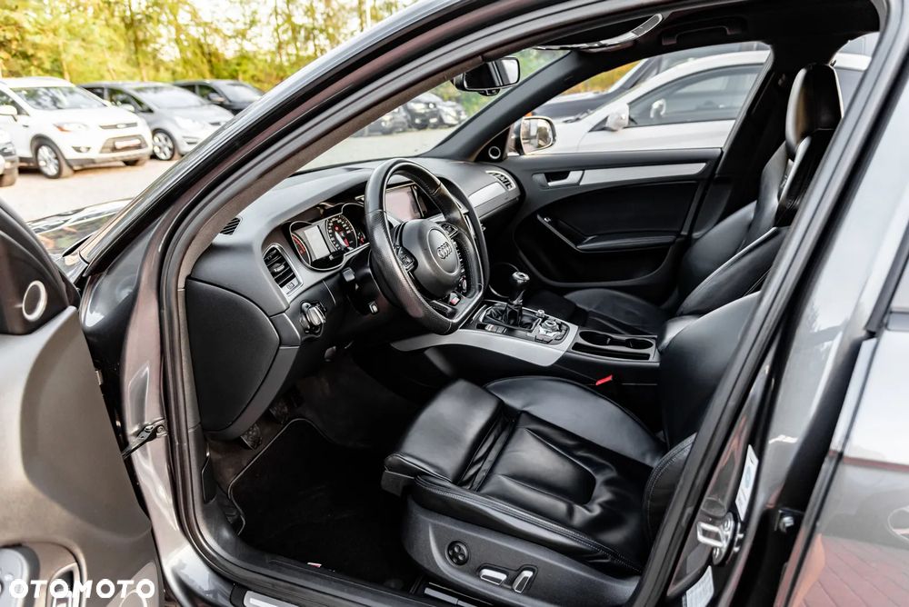 Audi A4 Avant 2.0 TDI DPF clean diesel S line Sportpaket - 19