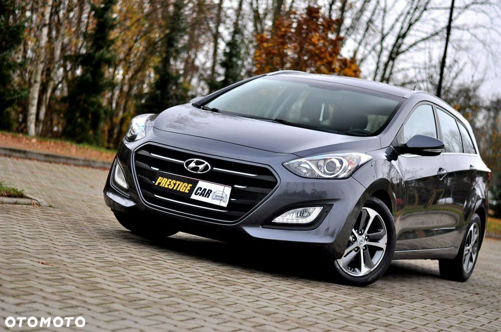 Hyundai i30 1.6 CRDi BlueDrive Premium - 12