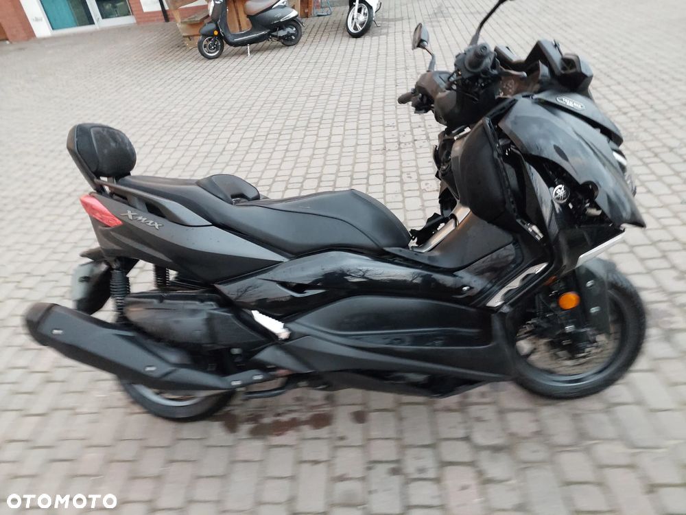 Yamaha X-max - 6