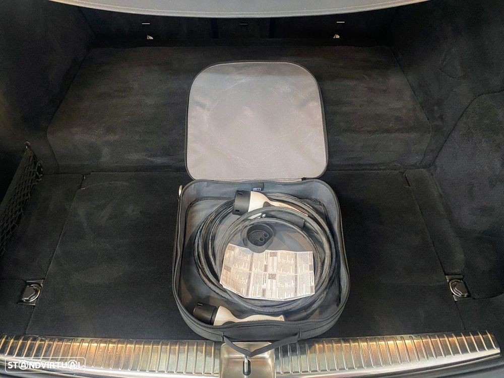 Mercedes-Benz E 300 de Avantgarde 4Matic - 7